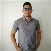 profesor de lengua castellana y literatura que imparte clases a niños y adolescentes de todas las edades